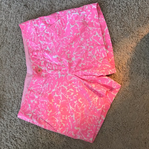 Lilly Pulitzer Pants - Pink callahan shorts Lilly Pulitzer